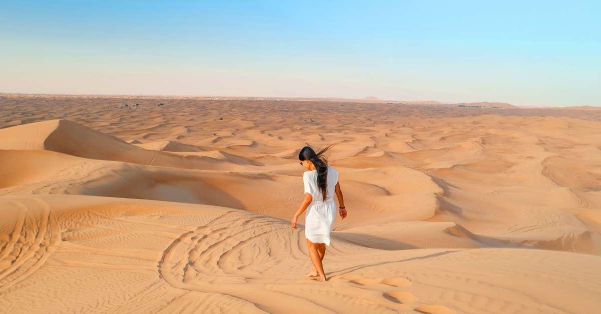 what to wear in Dubai